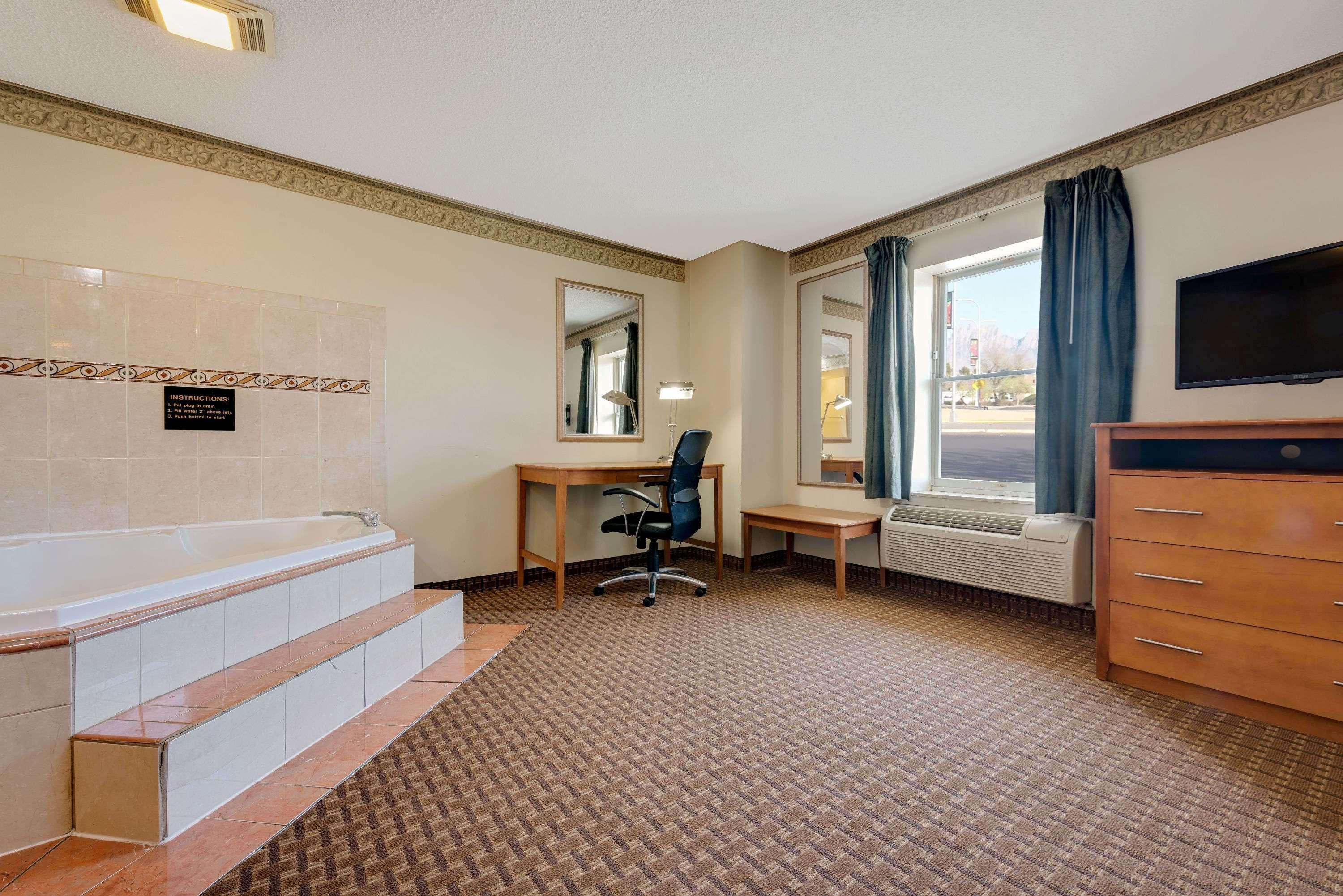 Super 8 By Wyndham Allentown Eksteriør bilde