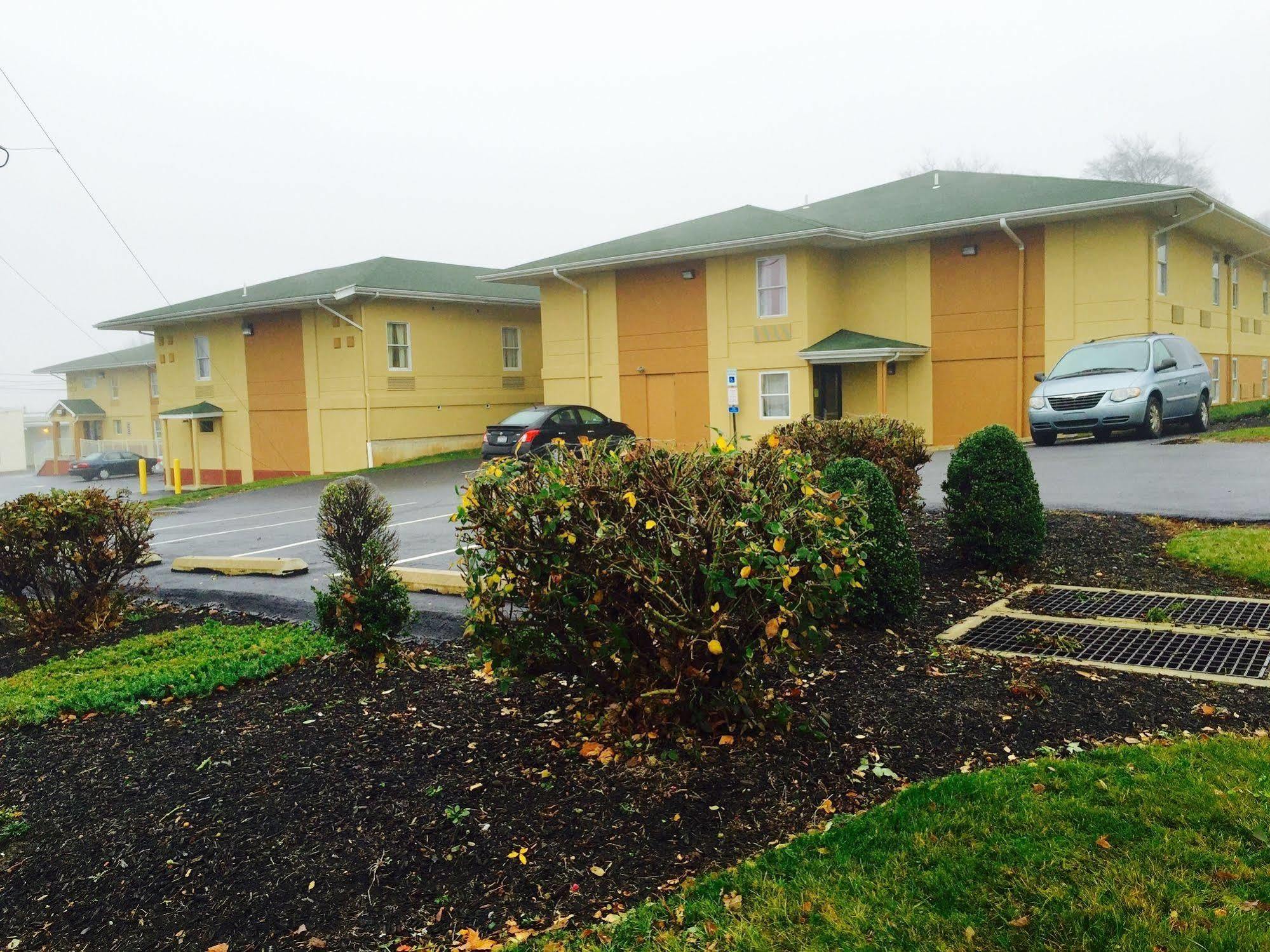 Super 8 By Wyndham Allentown Eksteriør bilde